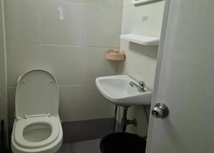 Jatujak R8